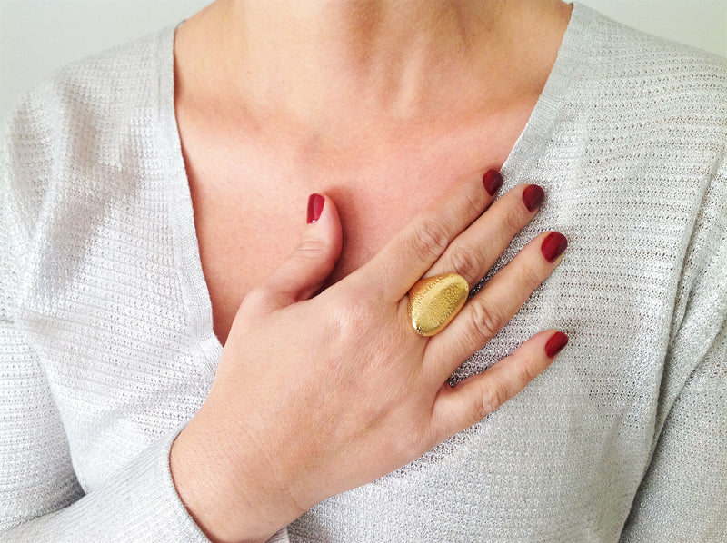 Clara-Oval Golden Statement Ring